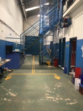 Tapalque 5700. Galpon. 