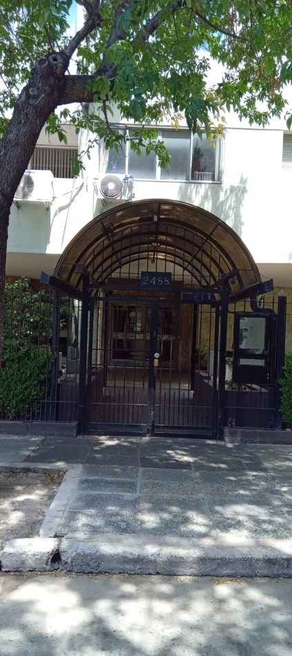 Curuzu Cuatia 2400. Departamento 3 ambientes.