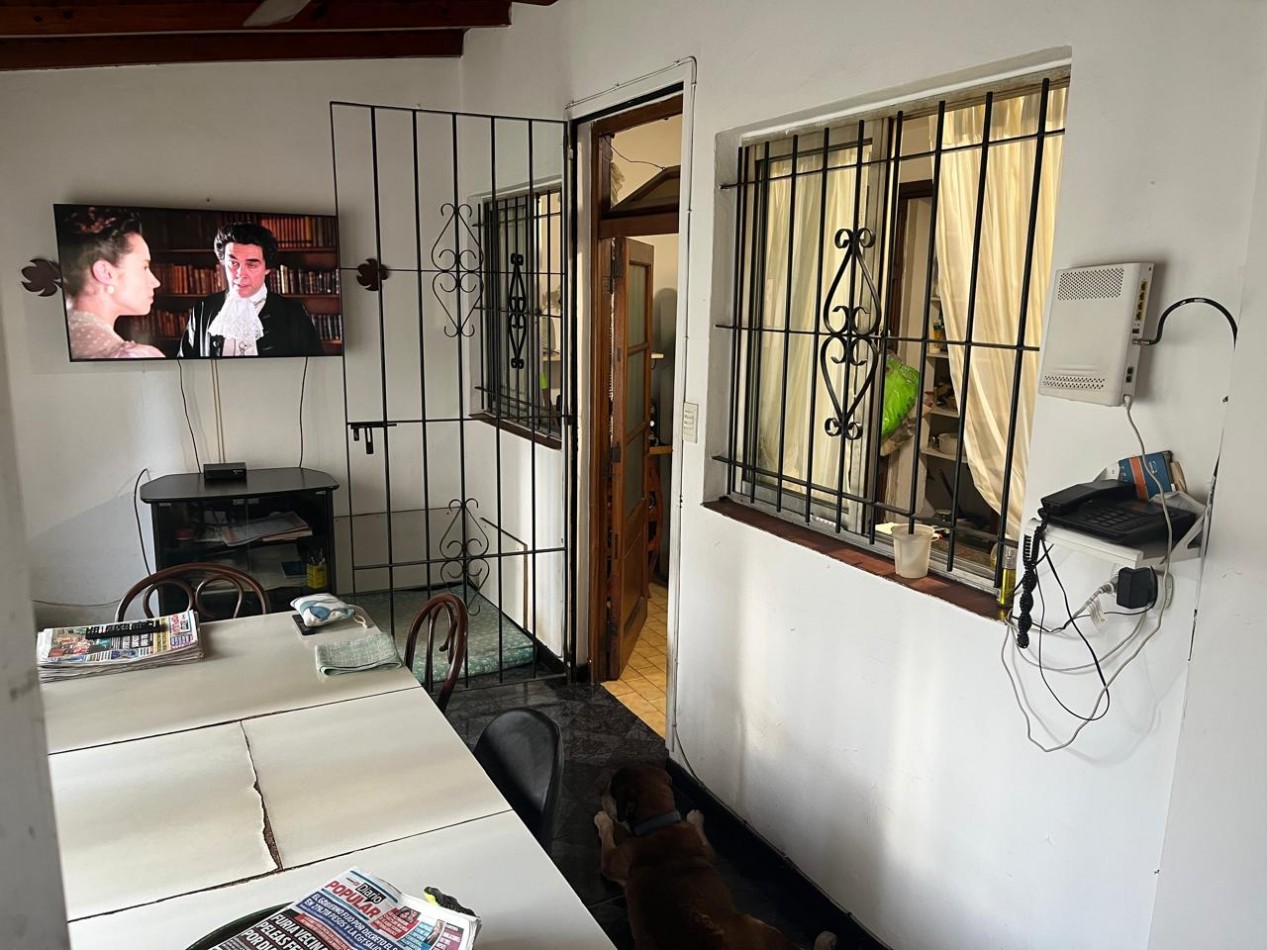 Oliden 85. Casa 6 ambientes o casa multifamiliar.