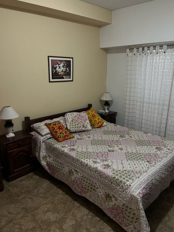Zequeira 6900. PH 2 ambientes planta baja con patio.