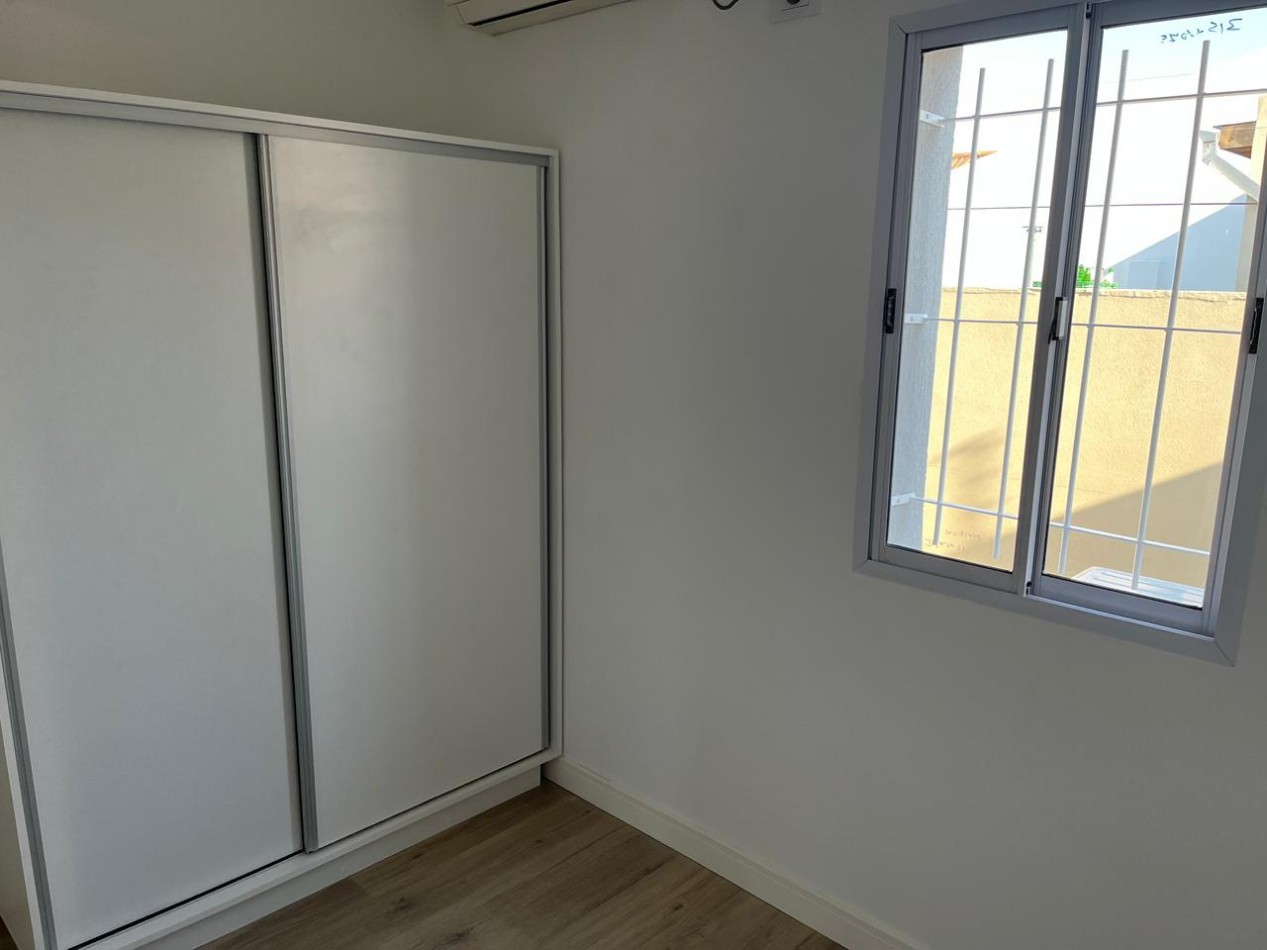 Timoteo Gordillo 1100. Duplex 3 ambientes.