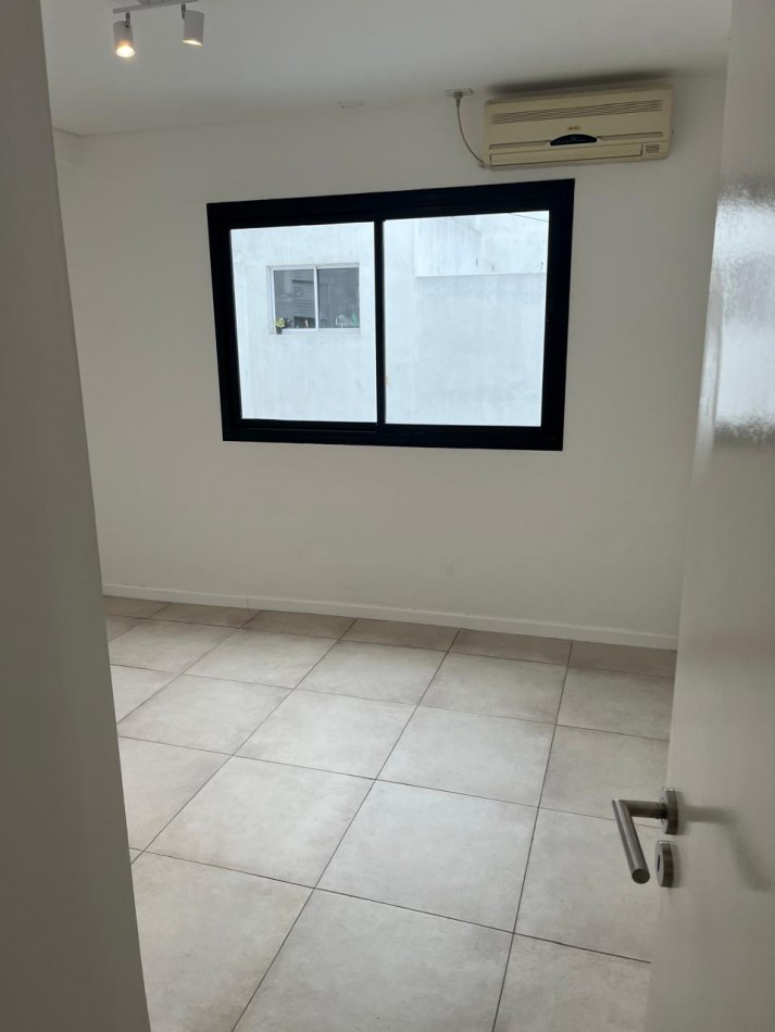 Boqueron 7100. PH 2 ambientes con terraza propia.