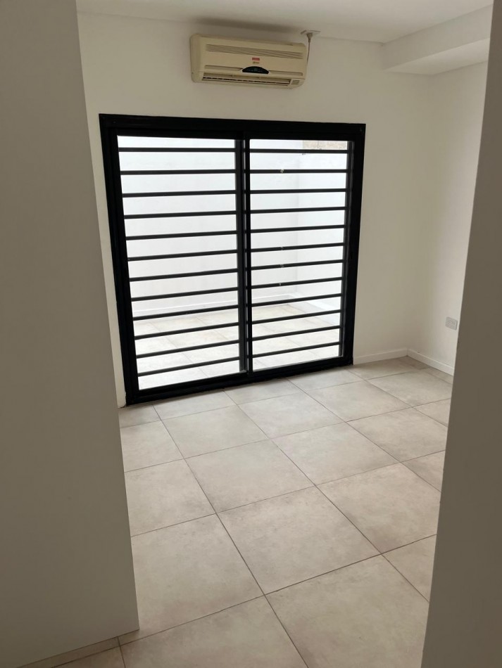 Boqueron 7100. PH 2 ambientes con terraza propia.