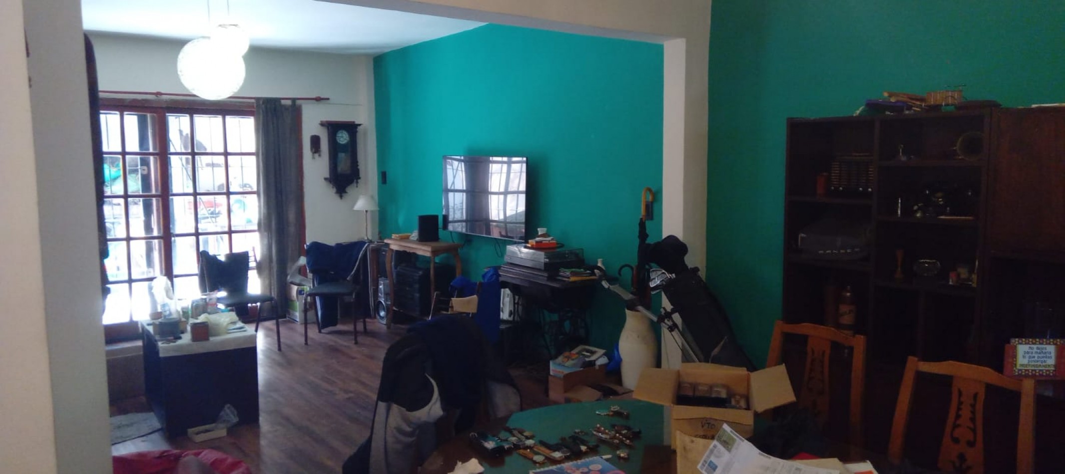 Origone 900. Casa 3 ambientes con entrepiso a terminar.