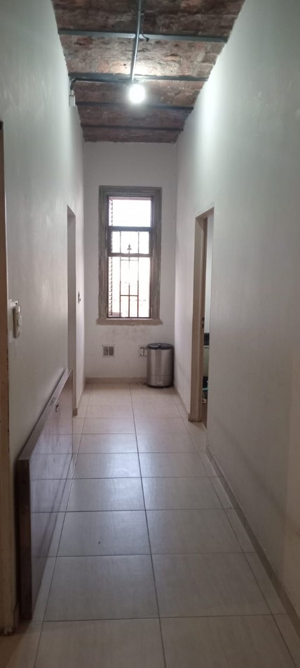 Basualdo 2500. PH 4 ambientes al frente.