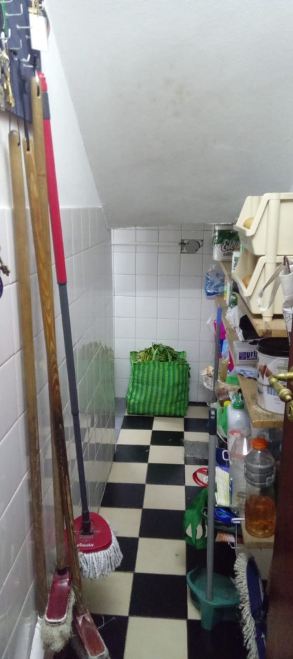 Cafayate 1100. Chalet 4 ambientes.