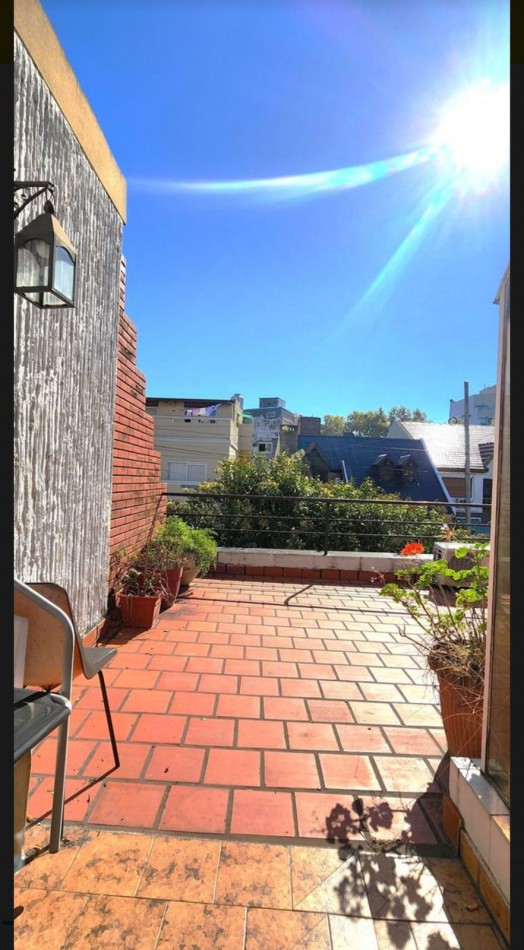 Ercilla 7000. Casa 4 ambientes.