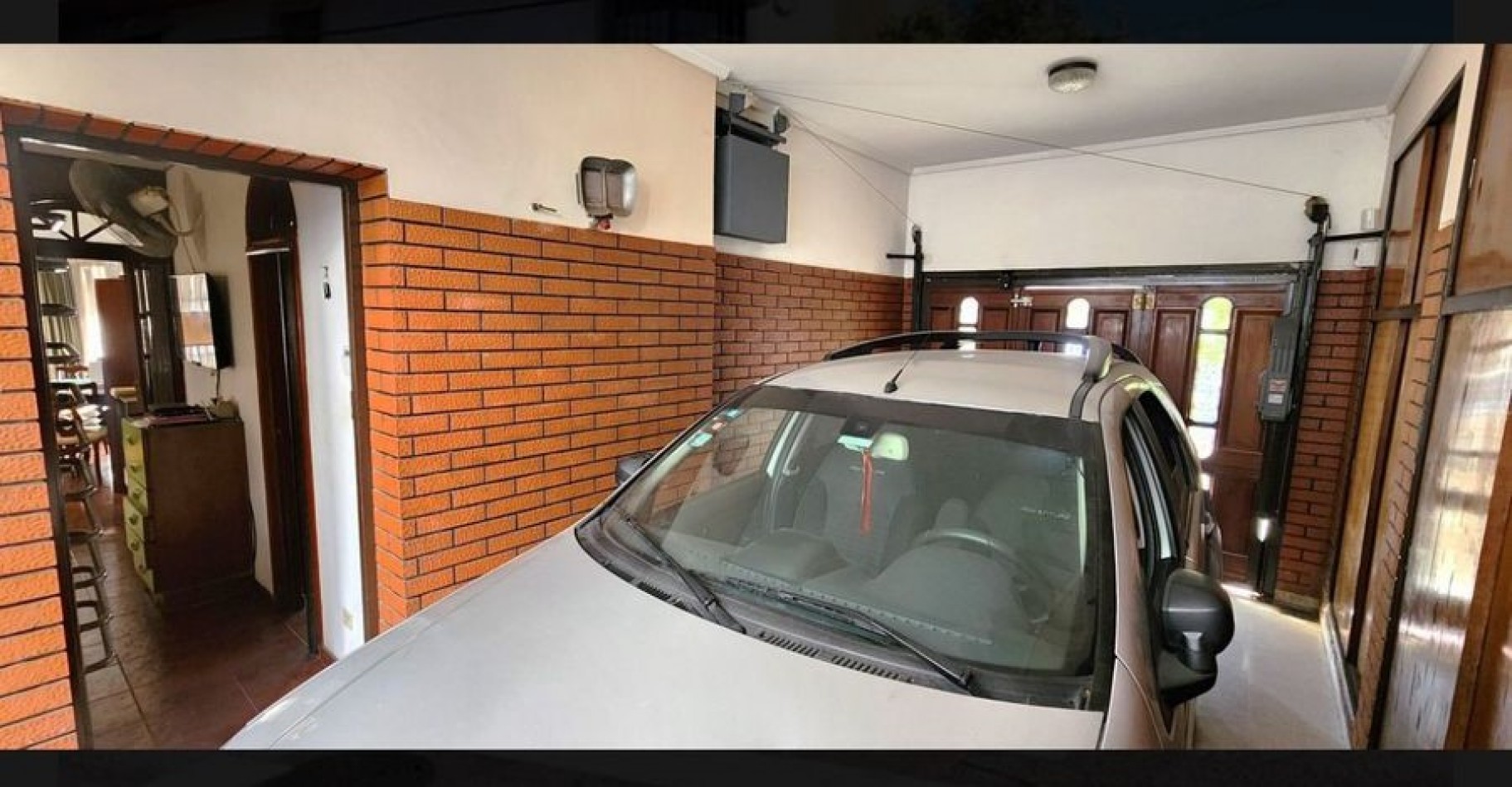 Ercilla 7000. Casa 4 ambientes.