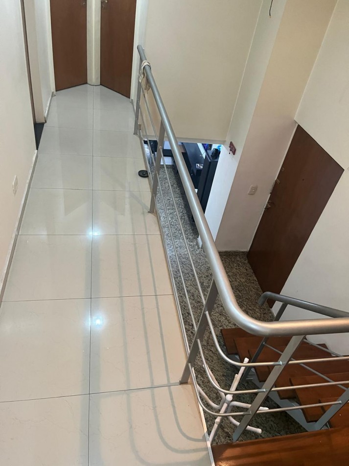 Larrazabal 1100. Departamento 4 ambientes con cochera.