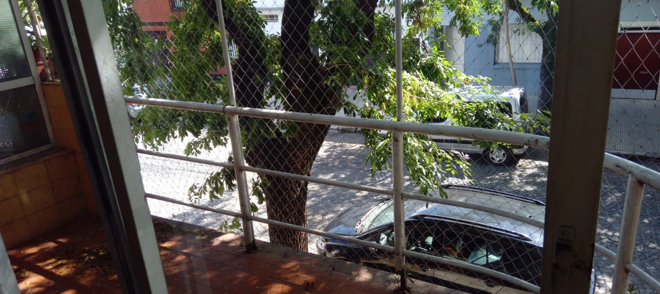 Martiniano Leguizamon 700. PH/Duplex 3 ambientes al frente.