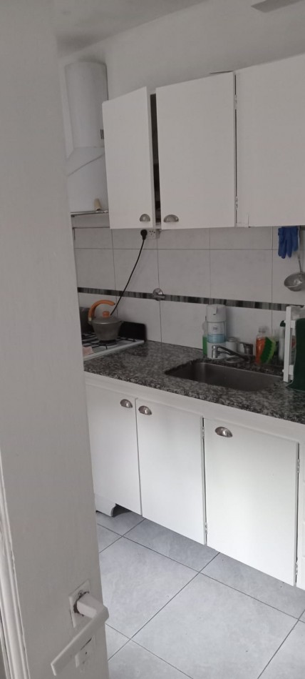 Guardia Nacional 1200. 4 unidades de 3 ambientes en block.