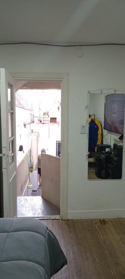 Guardia Nacional 1200. 4 unidades de 3 ambientes en block.