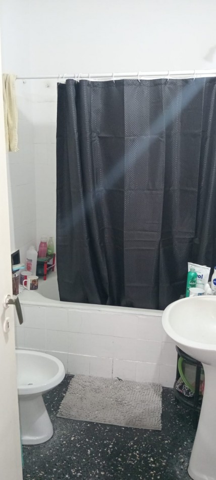 Guardia Nacional 1200. 4 unidades de 3 ambientes en block.