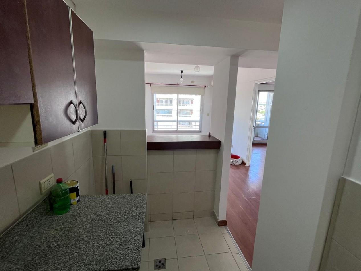 Juan Bautista Alberdi 5800. Departamento 2 ambientes con cochera.