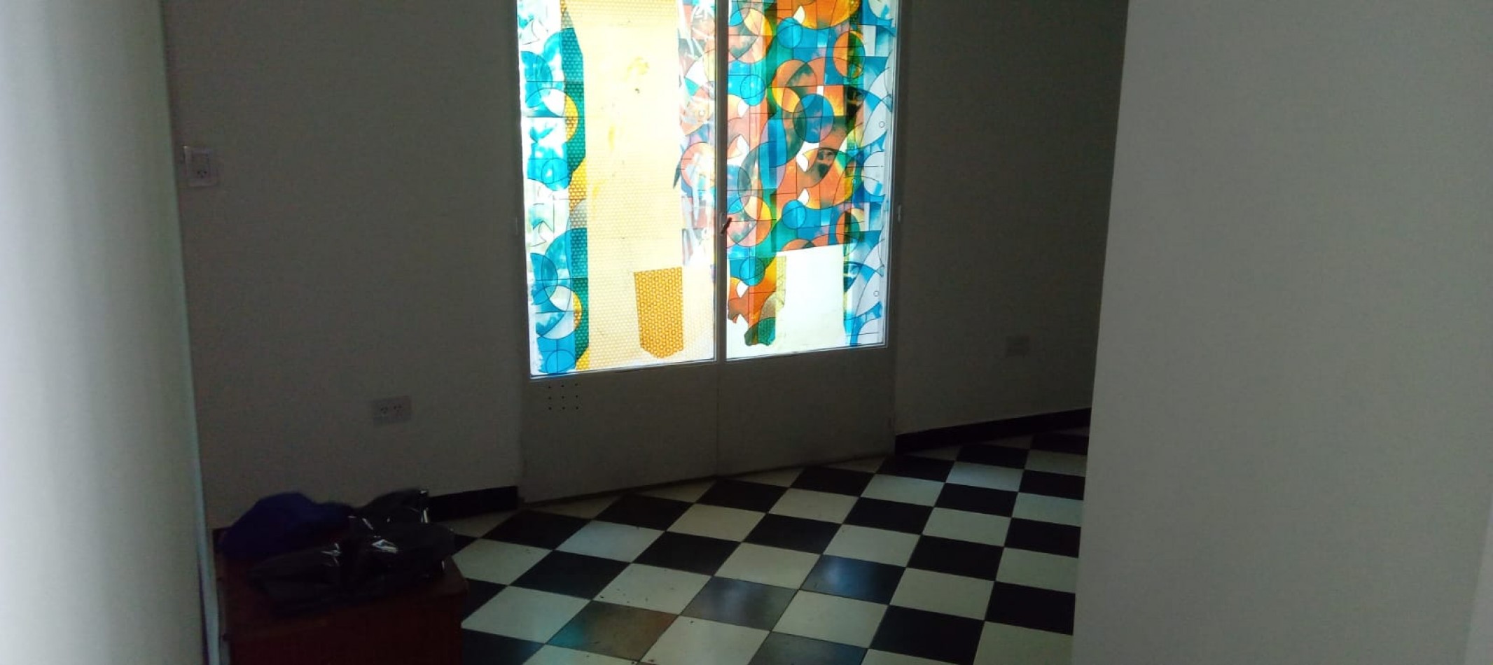 Patron 6300. Monoambiente frente.