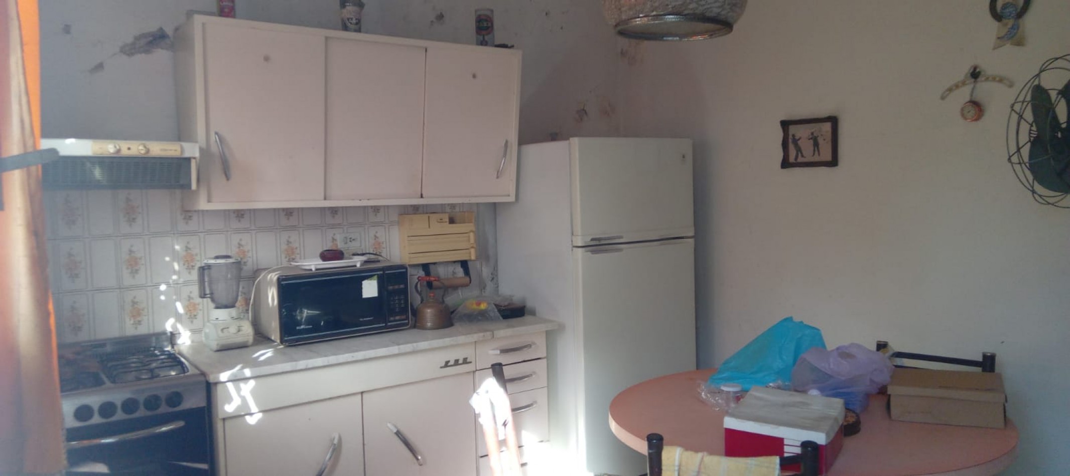 Cañada de Gomez 1000. Casa 3 ambientes.