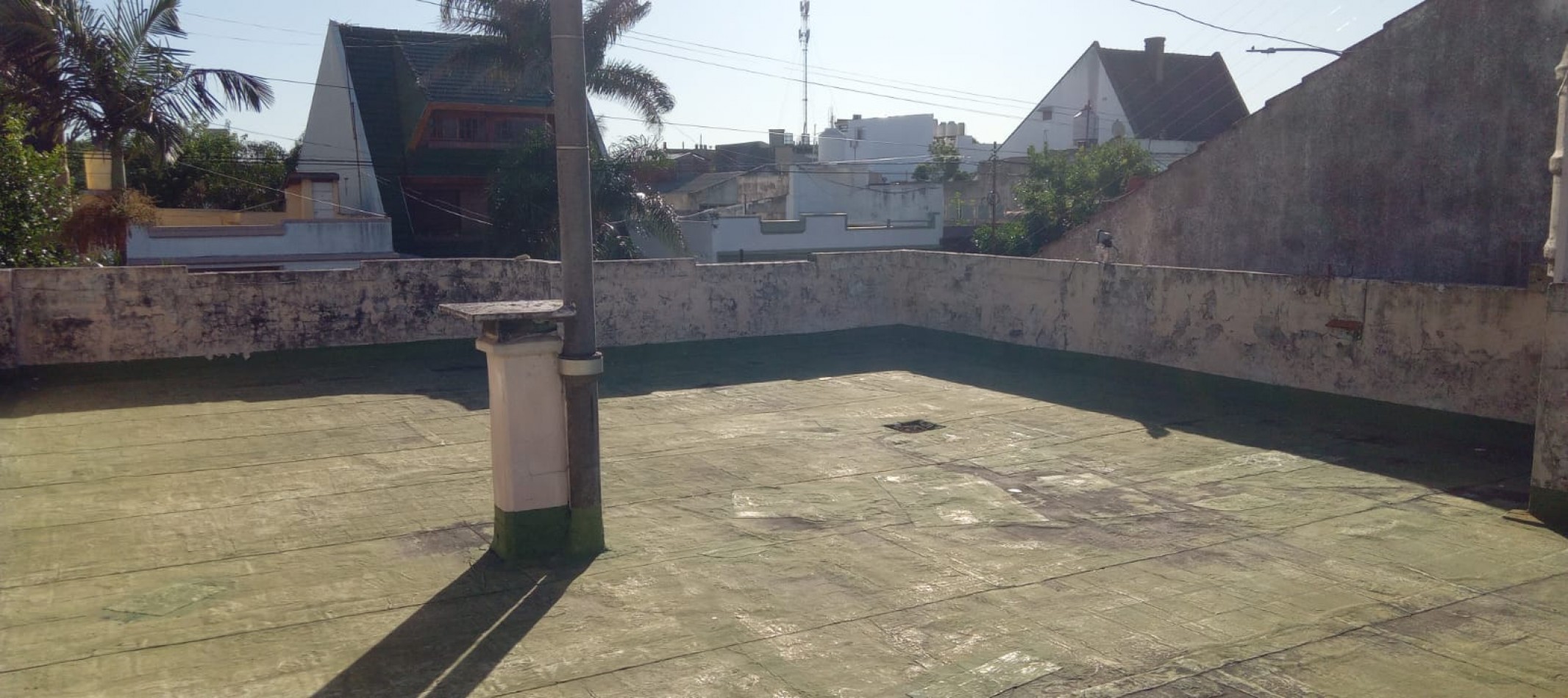 Cañada de Gomez 1000. Casa 3 ambientes.