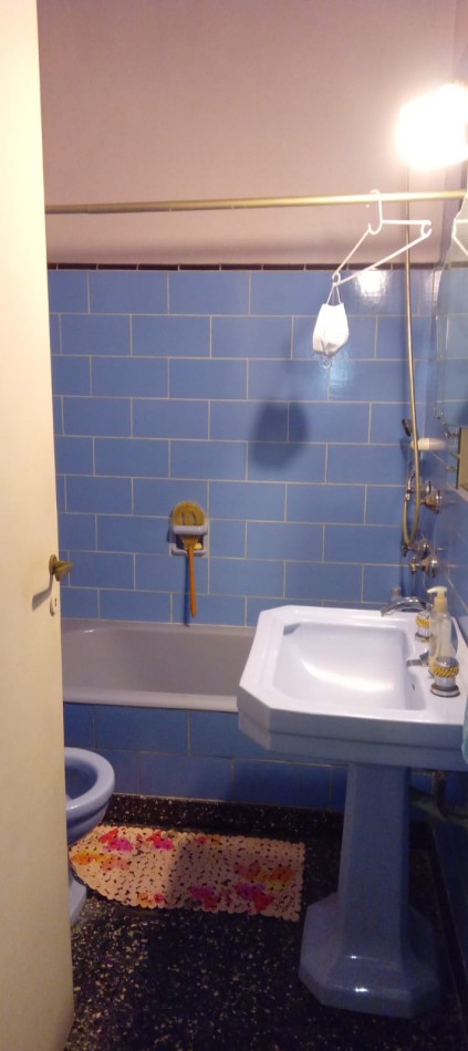 Cañada de Gomez 1000. Casa 3 ambientes.