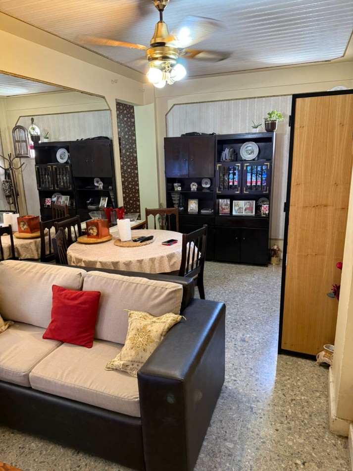 Guamini 1200. Departamento 3 ambientes.