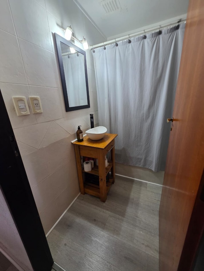 Carhue 1300. PH 3 ambientes.