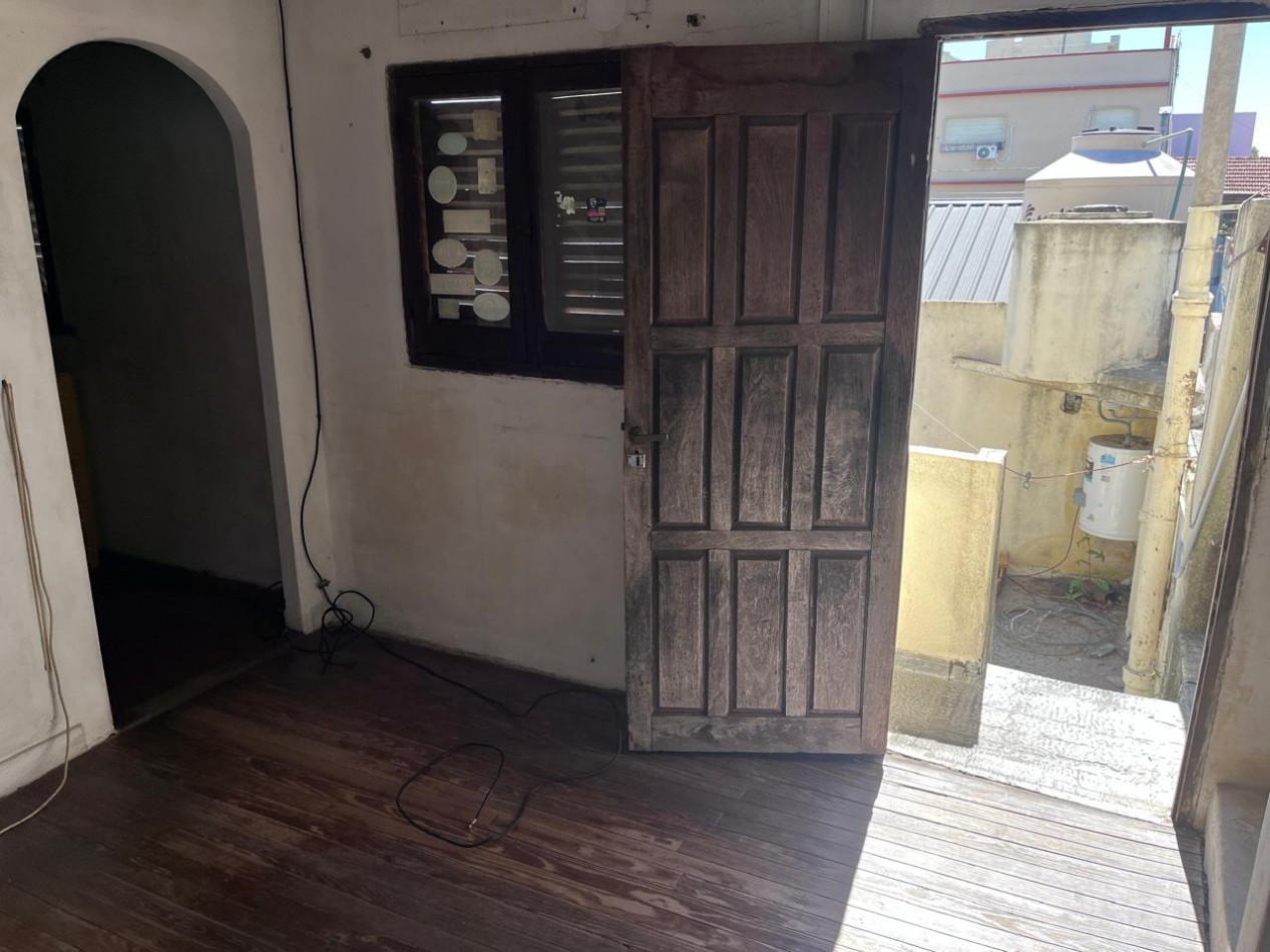 Guardia Nacional 1000. PH 4 ambientes.