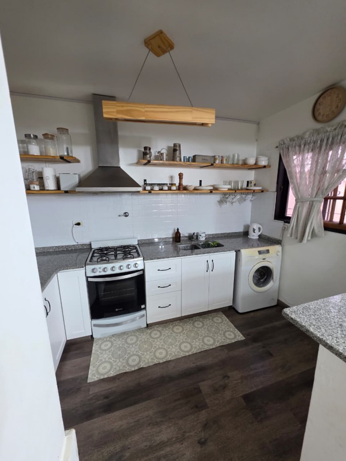 Ulrico Schmidl 6800. PH 3 ambientes en duplex.