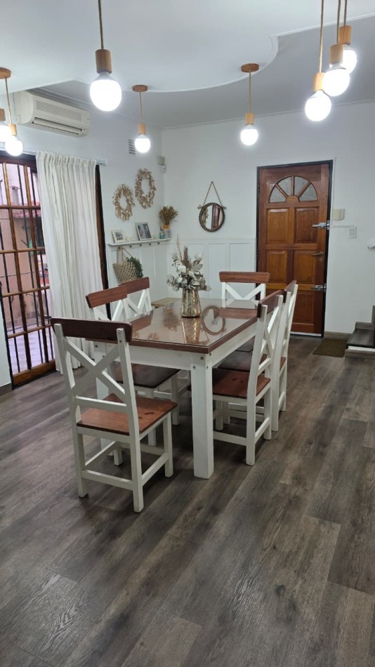 Ulrico Schmidl 6800. PH 3 ambientes en duplex.