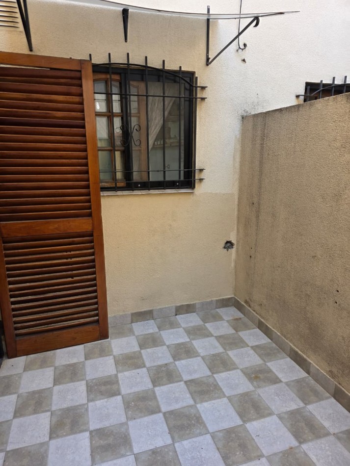 Ulrico Schmidl 6800. PH 3 ambientes en duplex.