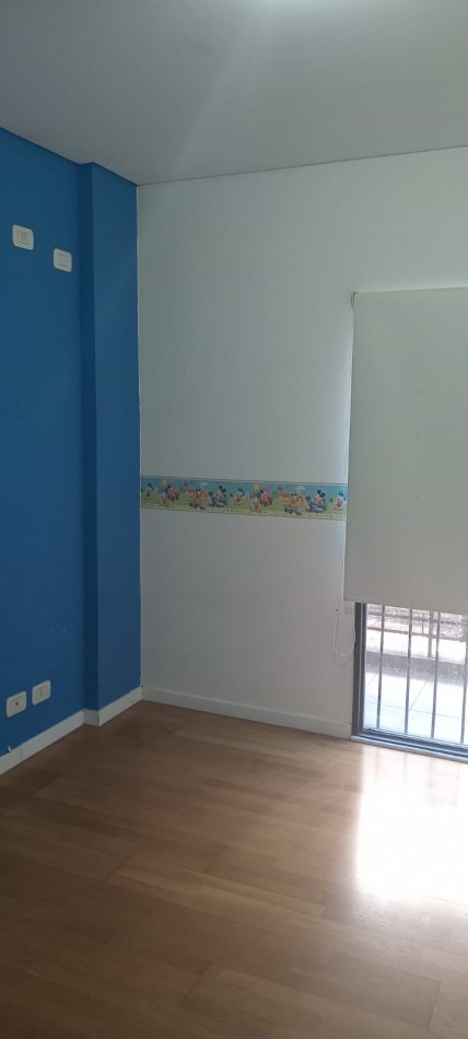 Ramon Falcon 5500. Departamento 3 ambientes con cochera descubierta y baulera,