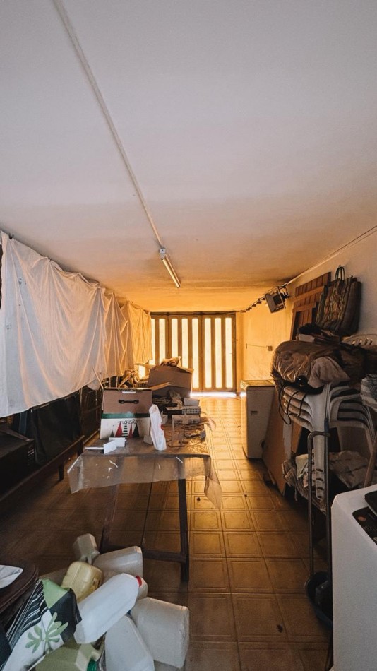 Alpatacal 6600. Casa 4 ambientes con patio y garage.