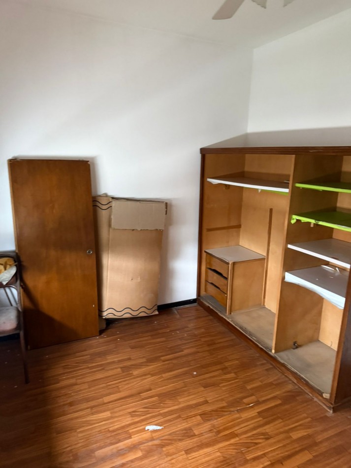 Rivera Indarte 2300. Casa multifamiliar