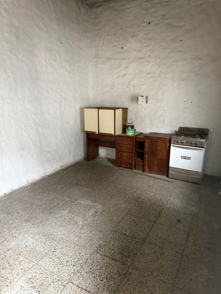 Rivera Indarte 2300. Casa multifamiliar