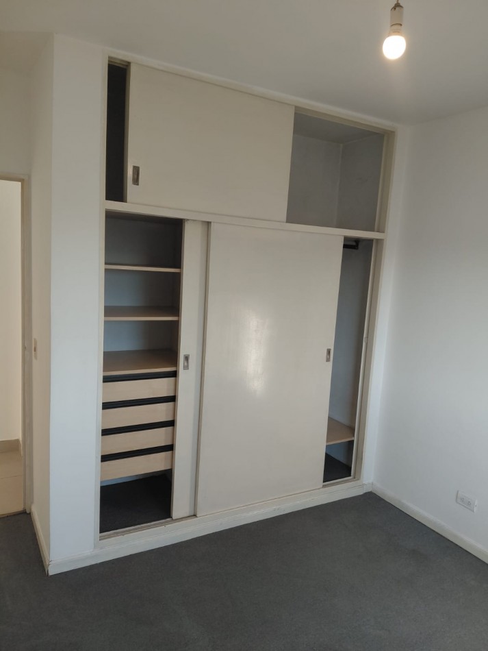 Rivadavia 10100. Departamento 2 ambientes