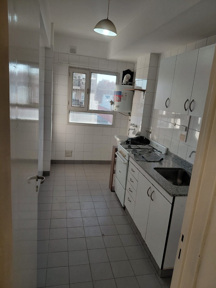 Rivadavia 10100. Departamento 2 ambientes