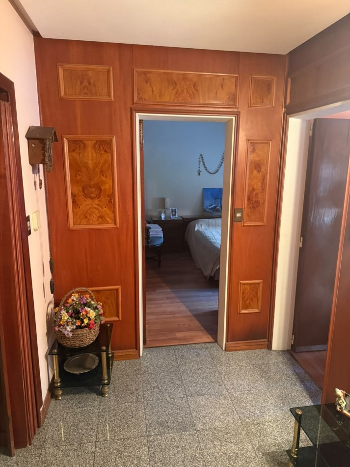 Pizarro 6900. Casa 4 ambientes 