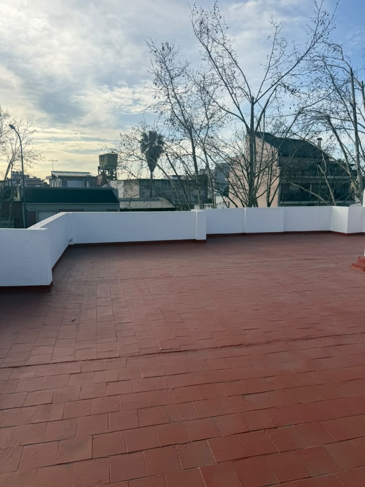 Cosquin 1400. Oficina, piso unico.