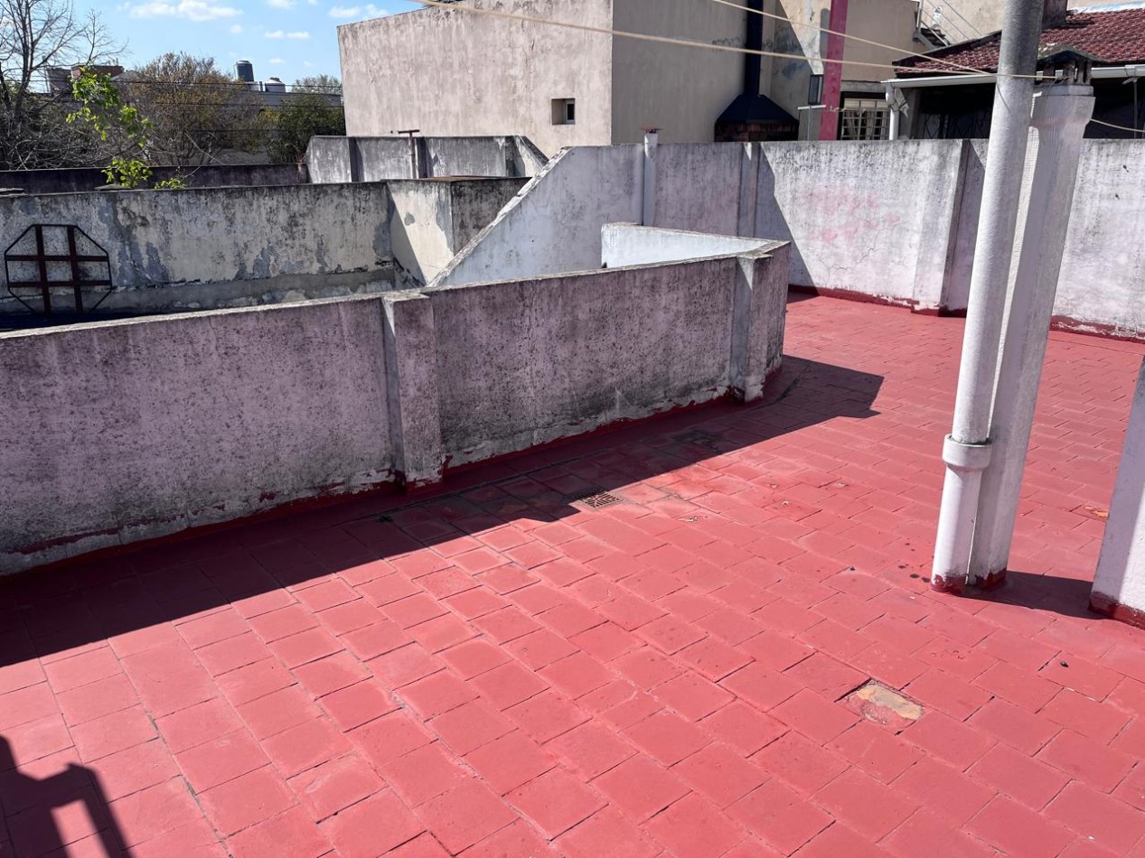 Jose Leon Suarez 1200. En block