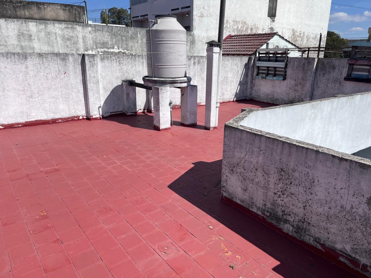 Jose Leon Suarez 1200. En block