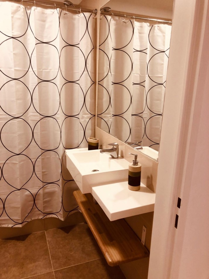 Tomas Le Breton 4200. Departamento 2 ambientes al frente.|