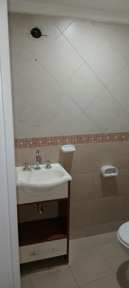 Pizarro 6200. Departamento 2 ambientes en duplex.
