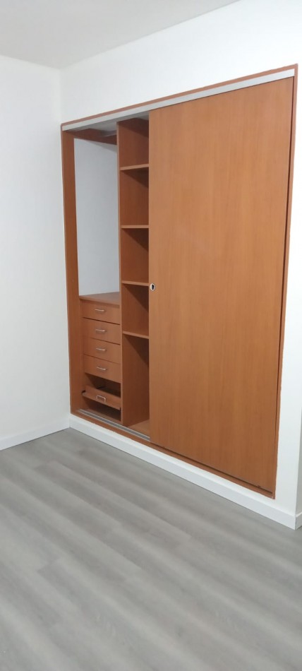 Pizarro 6200. Departamento 2 ambientes en duplex.