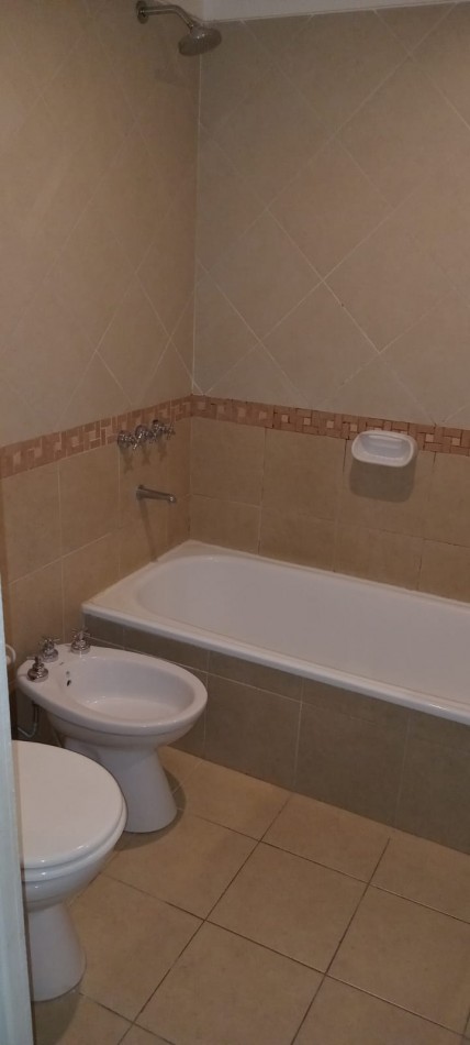 Pizarro 6200. Departamento 2 ambientes en duplex.