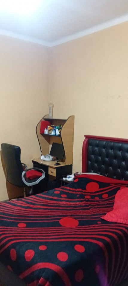 Peribebuy 6900. PH 4 ambientes unico.