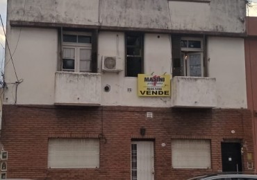 Basualdo 2500. PH 4 ambientes al frente.
