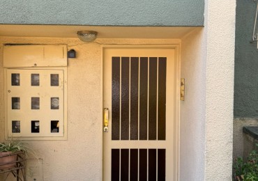 Barrio Kennedy. Departamento 2 ambientes