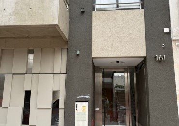 Murguiondo 100. Departamento 3 ambientes con cochera. 